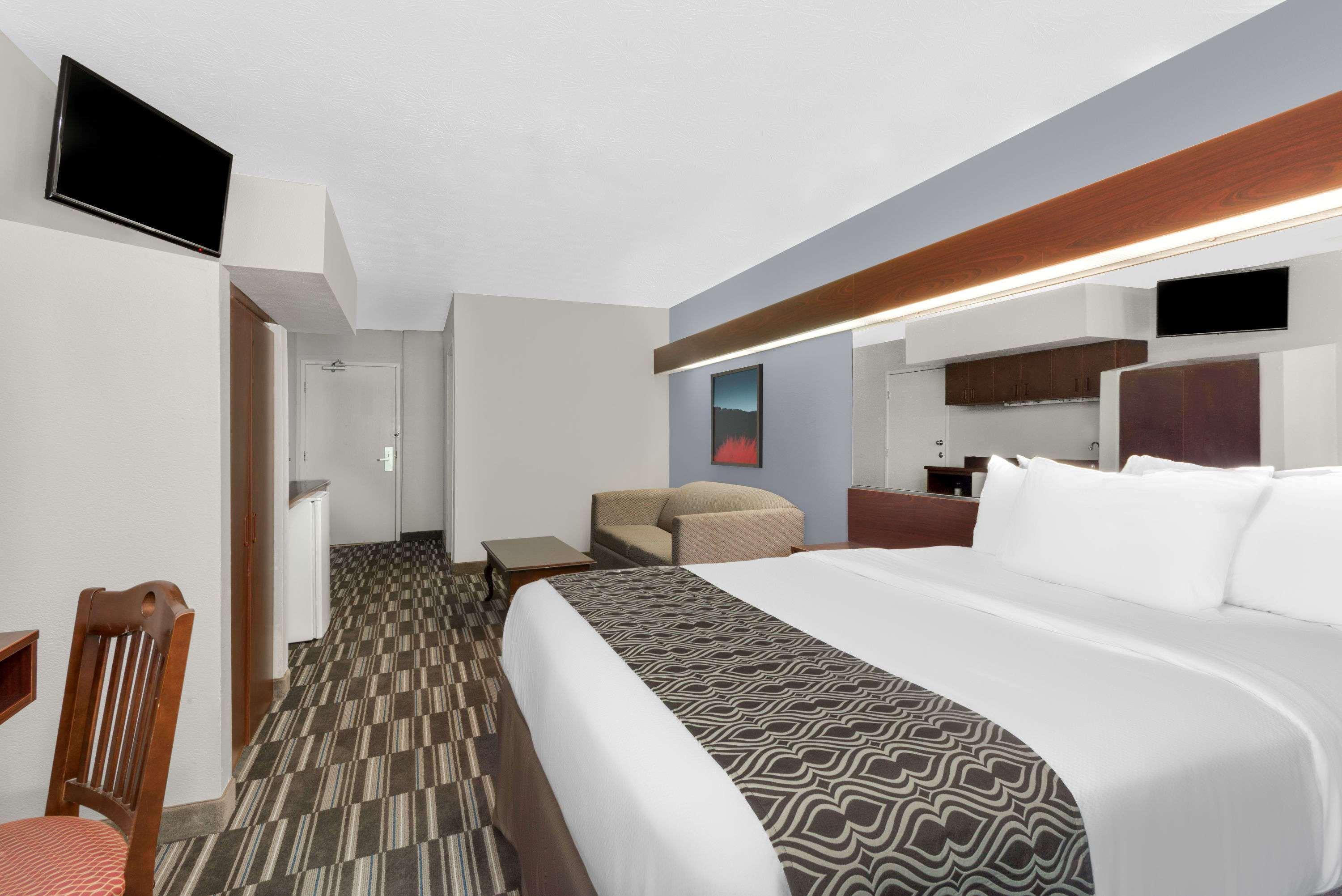 Microtel Inn & Suites By Wyndham London Ngoại thất bức ảnh